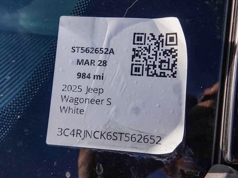 Used 2025 Jeep Wagoneer S Limited image 28