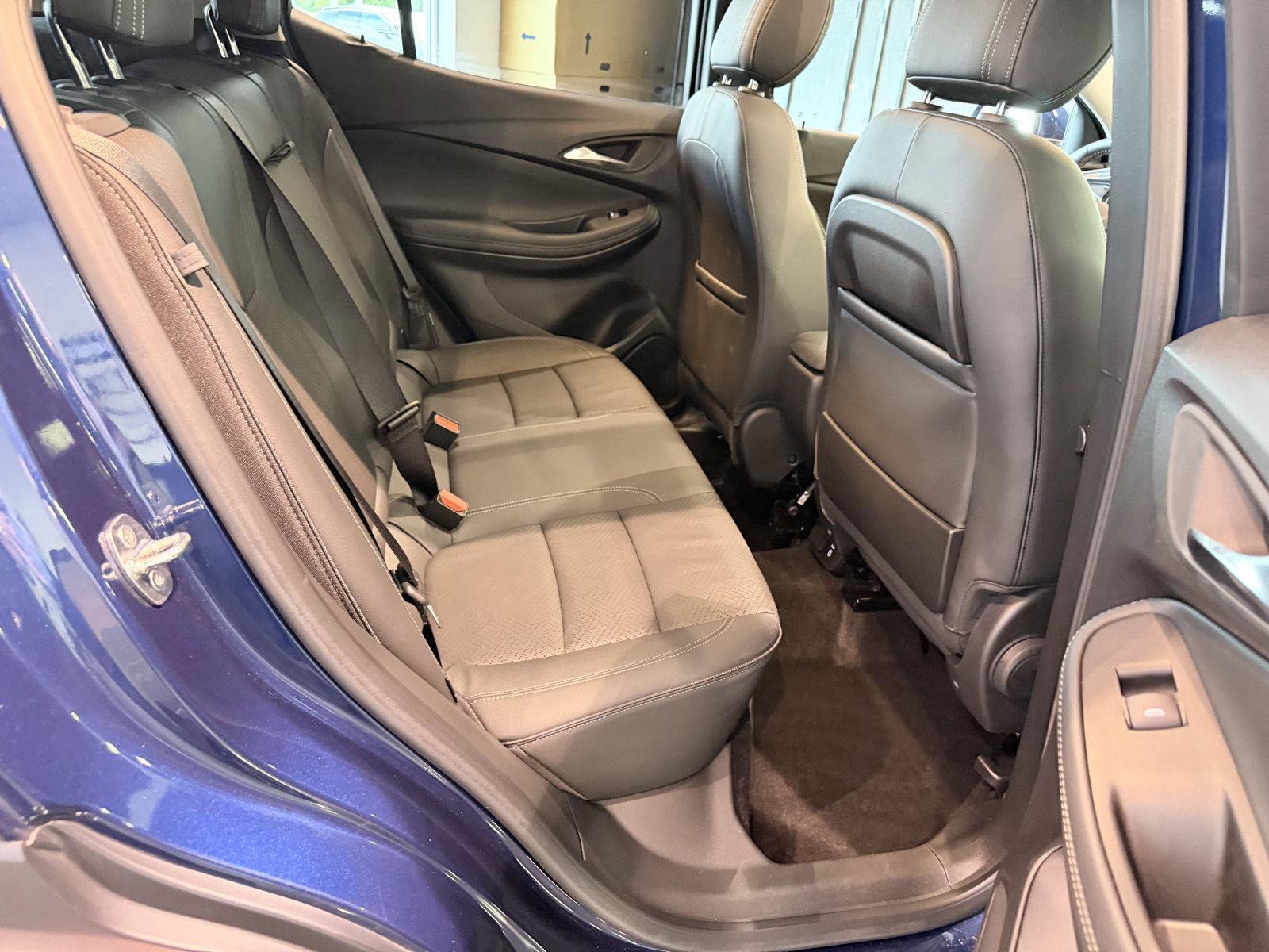 Used 2023 Buick Encore GX Essence w/ Experience Buick Package AWD/4WD image 26
