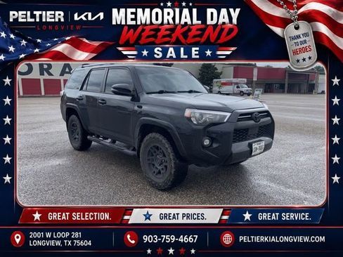 Used 2023 Toyota 4Runner SR5 Premium w/ Moonroof Package AWD/4WD image 3