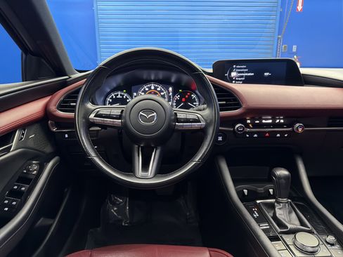 Used 2021 MAZDA MAZDA3 s image 28