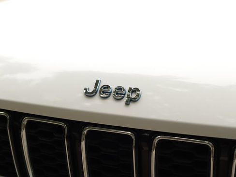 Used 2024 Jeep Grand Cherokee Limited 4xe AWD/4WD image 40