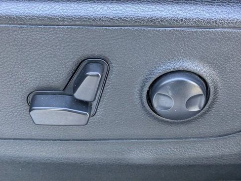 Used 2023 RAM 1500 Big Horn image 16