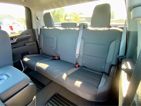 New 2026 GMC Sierra 1500 Elevation image 33