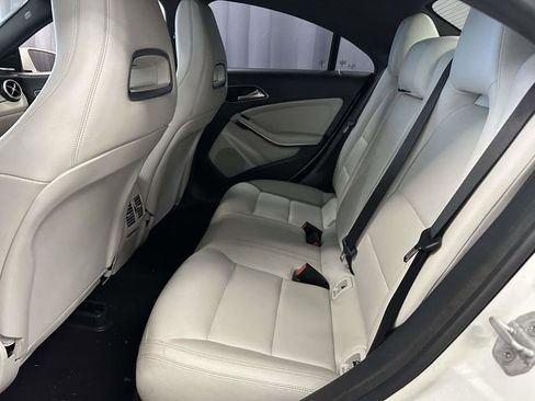 Used 2014 Mercedes-Benz CLA 250 4MATIC image 8