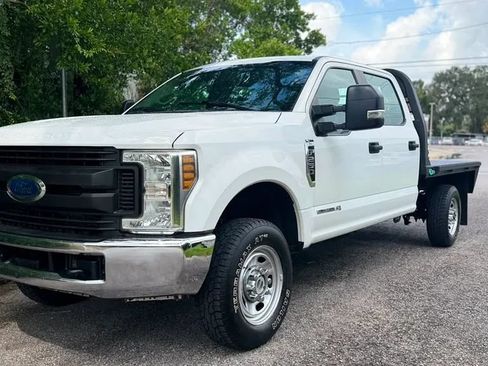 Used 2019 Ford F250 XL w/ Power Equipment Group AWD/4WD image 4