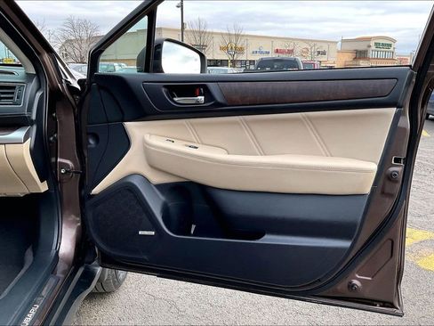 Used 2019 Subaru Outback 2.5i Limited w/ Popular Package #2 image 27