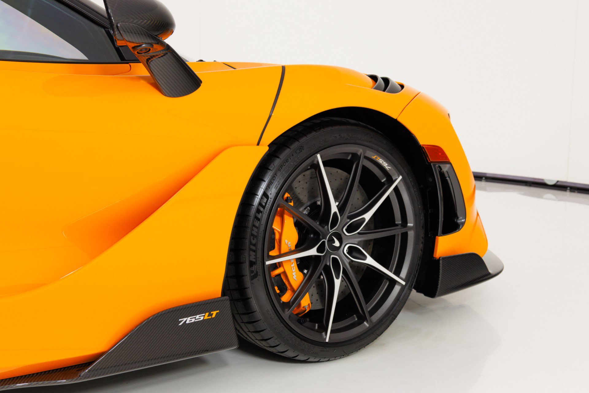 Used 2021 McLaren 765LT RWD image 75