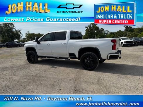 Used 2021 Chevrolet Silverado 2500 High Country w/ Z71 Off-Road Package AWD/4WD image 7