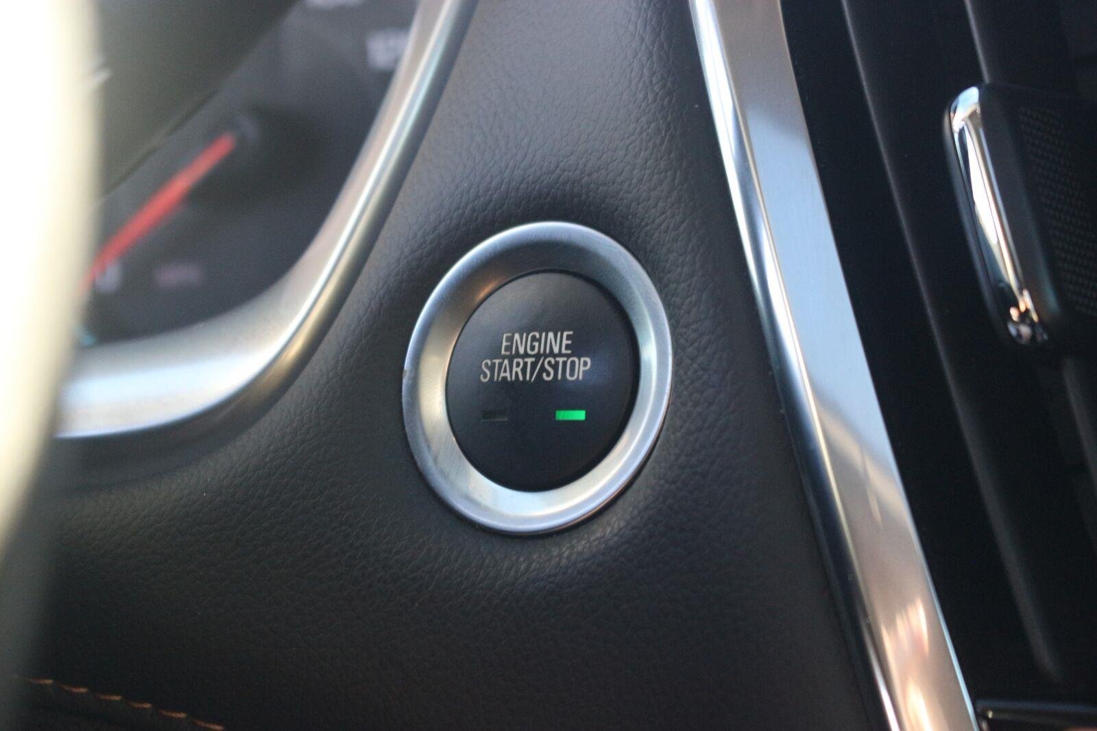 Used 2021 Chevrolet Traverse Premier w/ Redline Edition FWD image 31