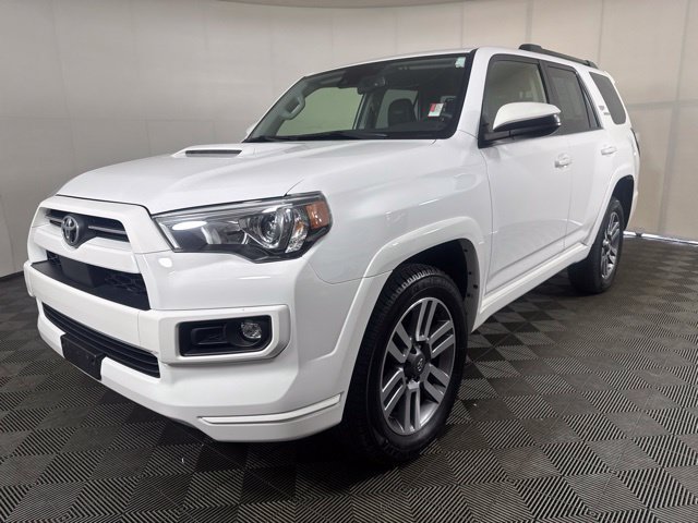 Used 2024 Toyota 4Runner TRD Sport AWD/4WD image 8