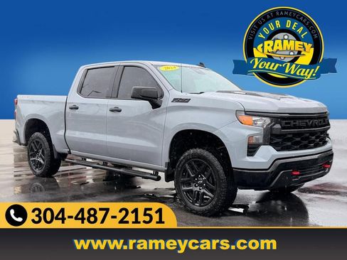Used 2024 Chevrolet Silverado 1500 Custom Trail Boss w/ LPO, Dark Essentials Package AWD/4WD image 1