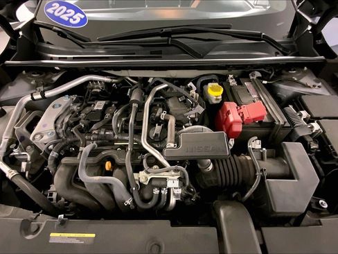 Used 2025 Nissan Sentra S FWD image 10