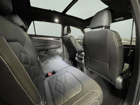 New 2026 Volkswagen Atlas Cross Sport SE AWD/4WD image 11