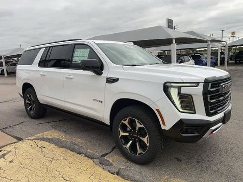 New 2026 GMC Yukon XL AT4 AWD/4WD image 5