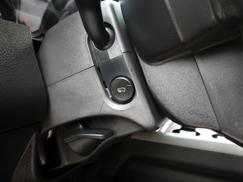 Used 2013 Ford F350 Lariat w/ Lariat Ultimate Pkg AWD/4WD image 27