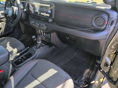 New 2026 Jeep Gladiator Rubicon AWD/4WD image 34
