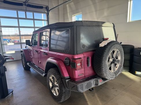 Used 2022 Jeep Wrangler Unlimited Sahara w/ Cold Weather Group image 4