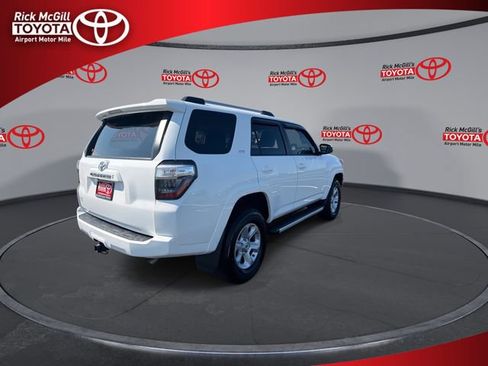 Used 2024 Toyota 4Runner SR5 Premium w/ Moonroof Package AWD/4WD image 8