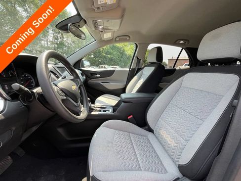 Used 2022 Chevrolet Equinox LS FWD image 27