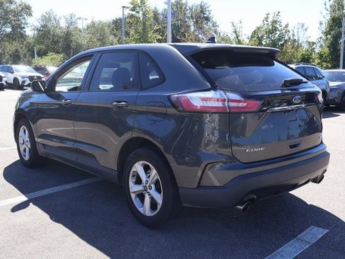 Used 2019 Ford Edge SE image 5