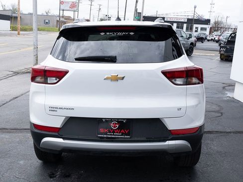 Used 2025 Chevrolet TrailBlazer LT AWD/4WD image 4