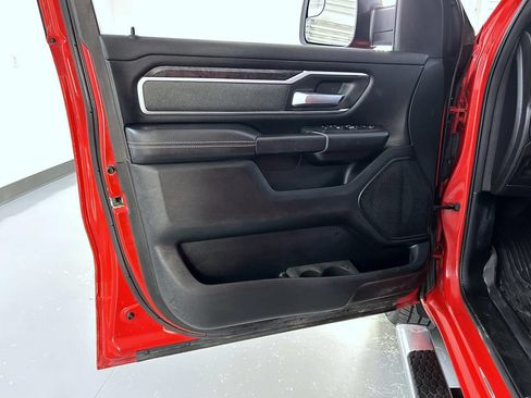 Used 2019 RAM 1500 Big Horn AWD/4WD image 9