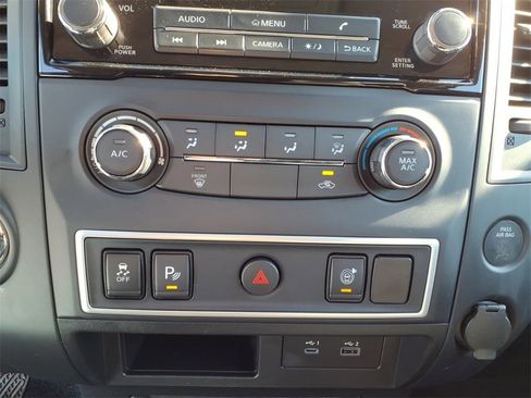 Used 2021 Nissan Titan S w/ S Utility Package image 26