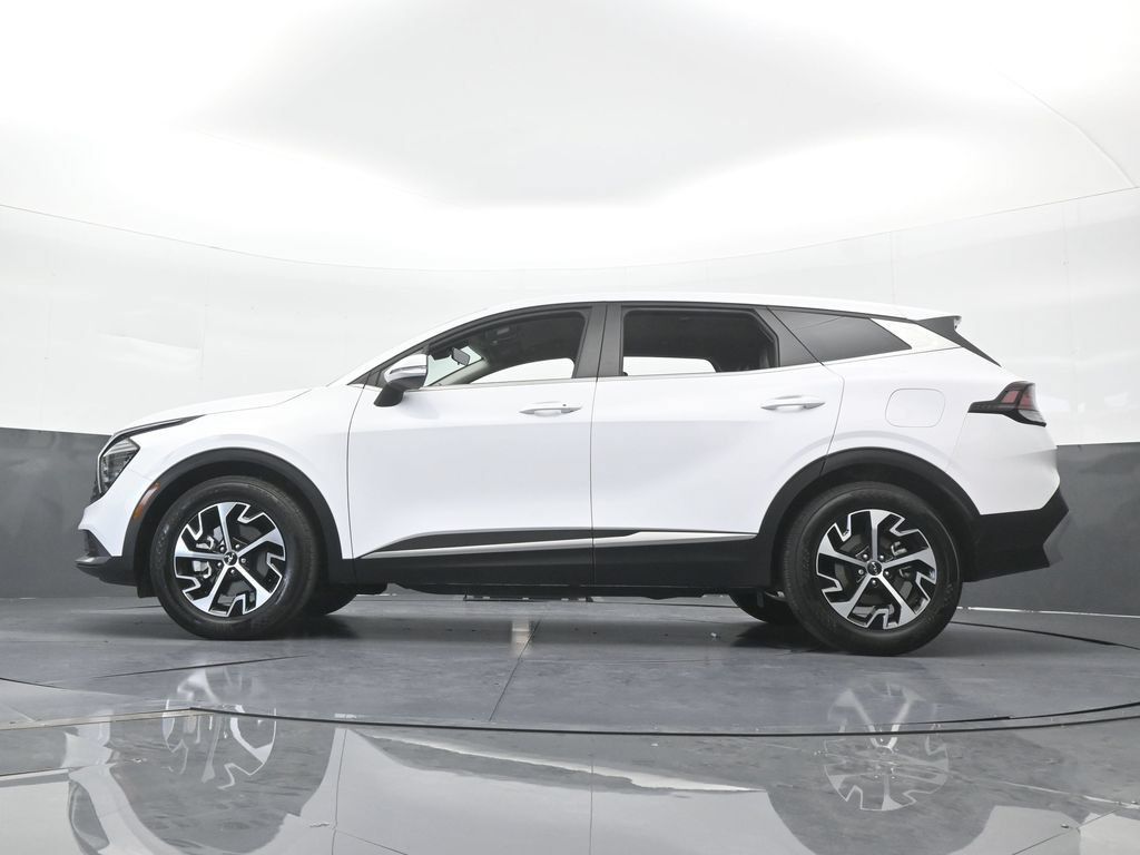 Used 2025 Kia Sportage EX FWD image 59
