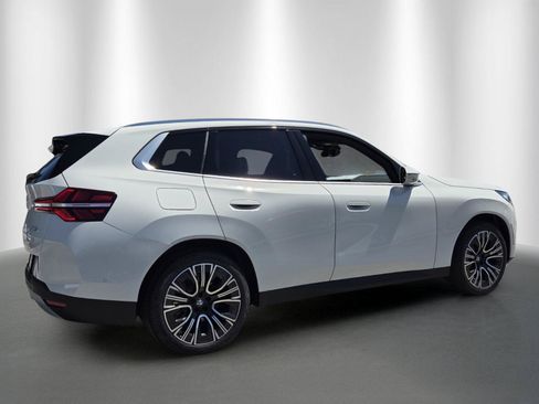New 2026 BMW X3 xDrive30i w/ Premium Package AWD/4WD image 7