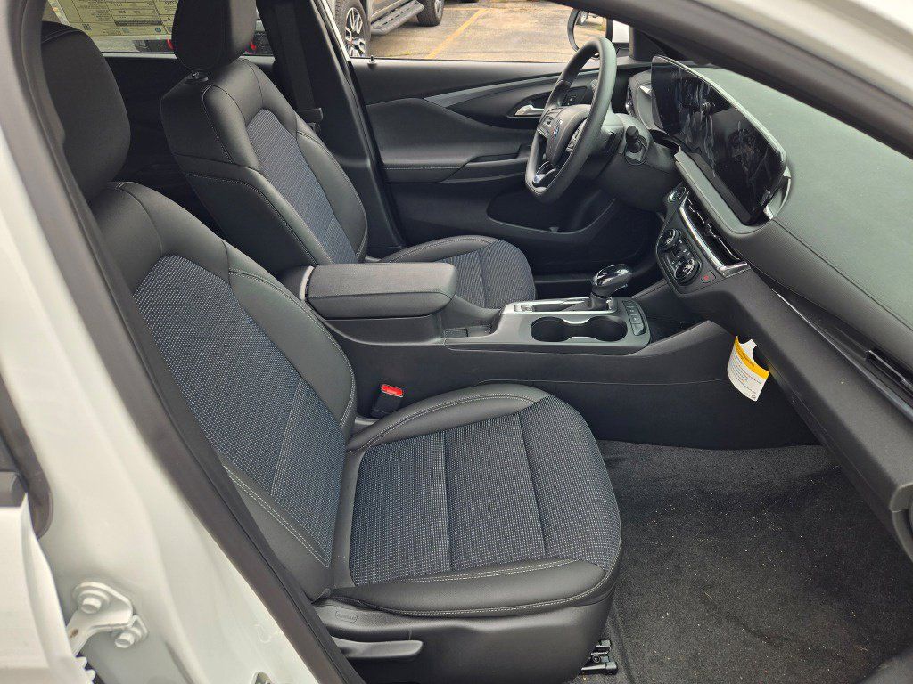 New 2026 Buick Envista Preferred FWD image 15