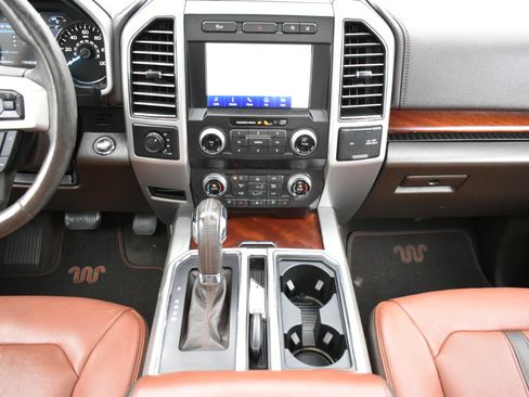 Used 2020 Ford F150 King Ranch image 19