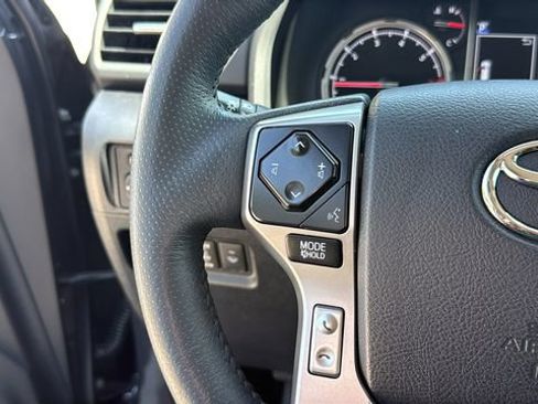Used 2024 Toyota 4Runner TRD Sport AWD/4WD image 19