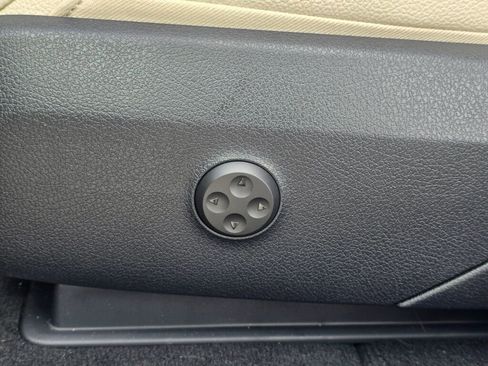 New 2026 Mercedes-Benz GLC 300 4MATIC image 36