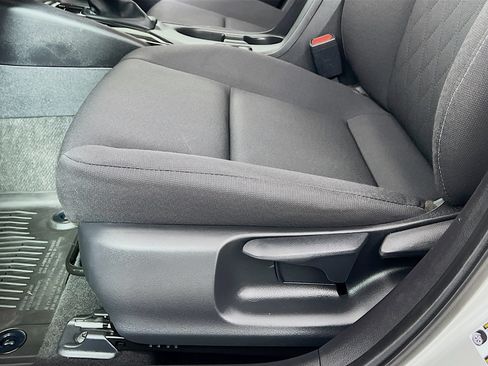 Certified 2025 Toyota Corolla LE FWD image 17