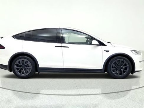 Used 2023 Tesla Model X AWD/4WD image 10
