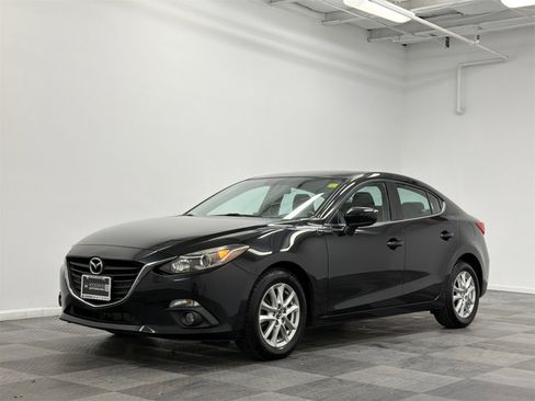 Used 2015 MAZDA MAZDA3 i Touring image 1