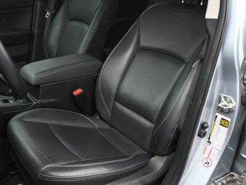 Used 2019 Subaru Outback 2.5i Limited image 16