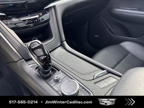 Used 2020 Cadillac XT6 Sport image 36
