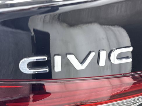 Used 2025 Honda Civic Sport image 18