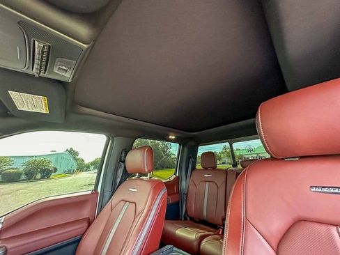 Used 2022 Ford F450 Platinum w/ FX4 Off-Road Package image 28