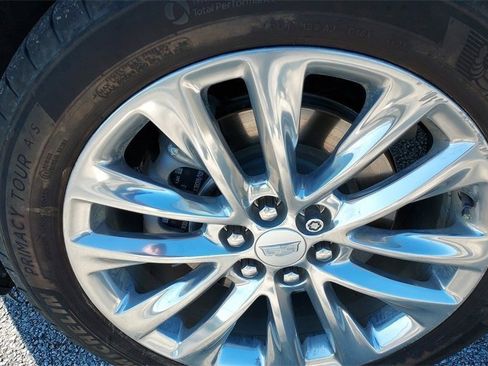 Used 2021 Cadillac XT6 Premium Luxury w/ Platinum Package image 9