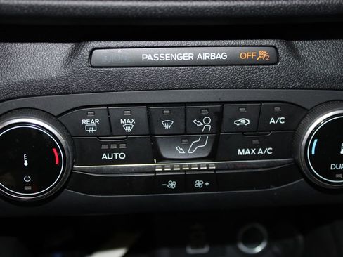 Used 2025 Ford Escape Active image 28