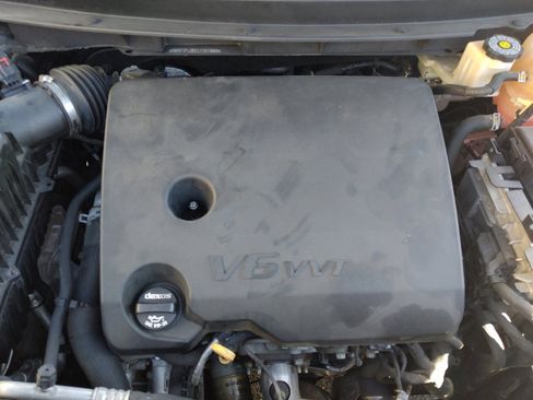 Used 2018 Chevrolet Traverse LS AWD/4WD image 30
