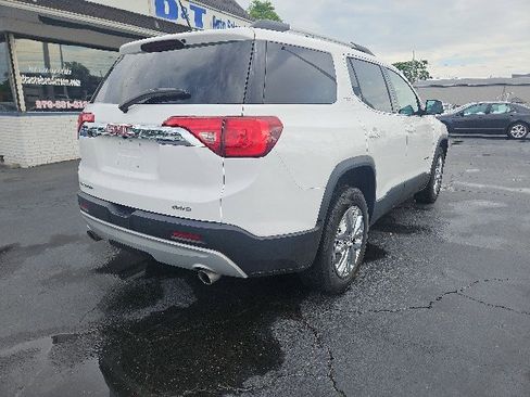 Used 2018 GMC Acadia SLT image 3