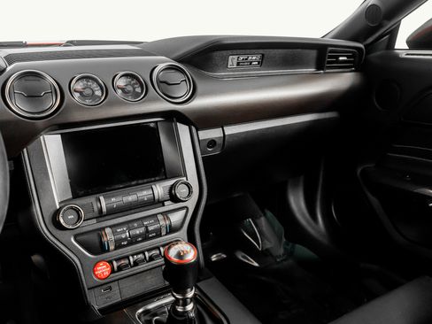 Used 2018 Ford Mustang Shelby GT350 w/ Electronics Package image 47