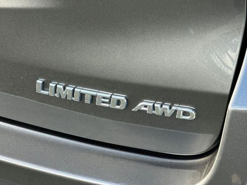 Used 2018 Toyota Highlander Limited image 29