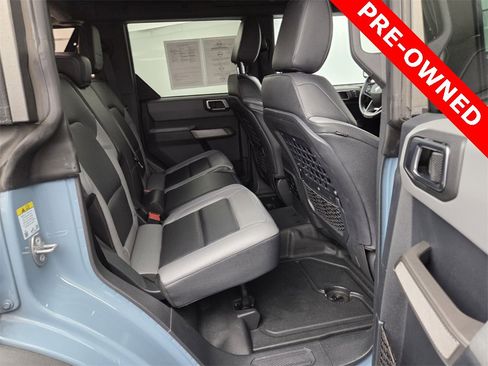 Used 2022 Ford Bronco Black Diamond w/ Sasquatch Package image 17