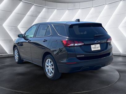 Used 2024 Chevrolet Equinox LS w/ LS Convenience Package