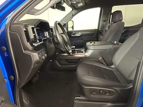 Used 2023 Chevrolet Silverado 1500 RST AWD/4WD image 12