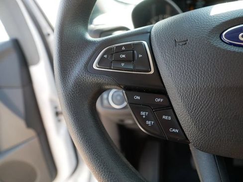 Used 2018 Ford Escape SE w/ SE Sync 3 Package FWD image 25